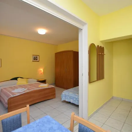 Appartamento Apartments Pula